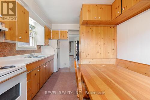 415 Concord Avenue, Toronto, ON - Indoor Photo Showing Kitchen With Double Sink