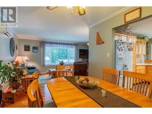 64 Moller Road, Fruitvale, BC - Indoor Photo Showing Dining Room