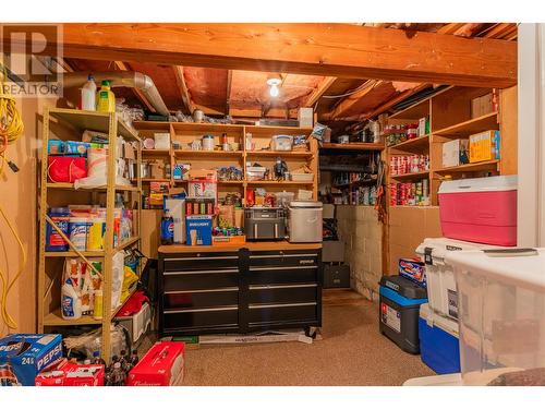 64 Moller Road, Fruitvale, BC - Indoor