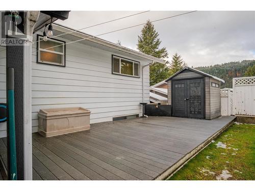 64 Moller Road, Fruitvale, BC - Outdoor With Exterior