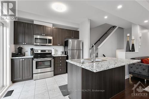 303 Citrine Street, Ottawa, ON - Indoor Photo Showing Kitchen With Upgraded Kitchen