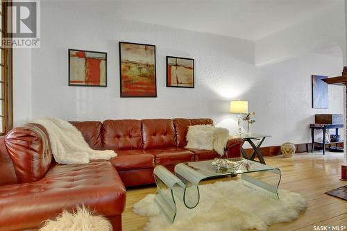 2848 Rae Street, Regina, SK - Indoor Photo Showing Living Room