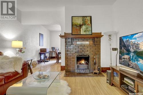 2848 Rae Street, Regina, SK - Indoor Photo Showing Living Room With Fireplace