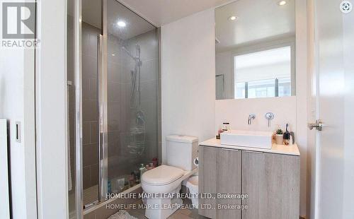 509 - 159 Dundas Street E, Toronto, ON - Indoor Photo Showing Bathroom