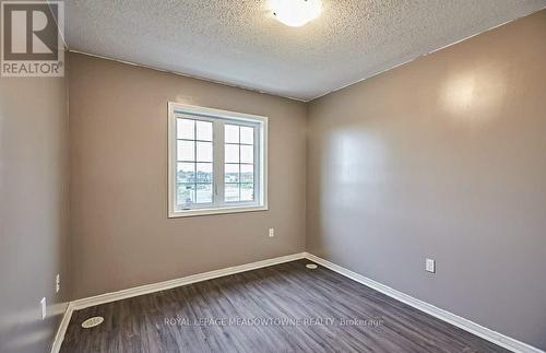 2384 Chevron Prince Path, Oshawa, ON - Indoor Photo Showing Other Room