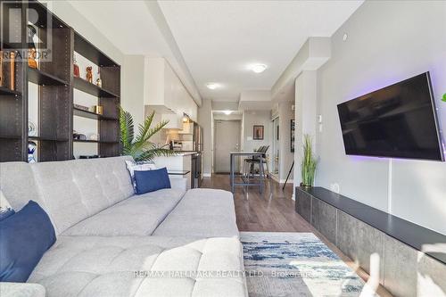 108 - 5155 Sheppard Avenue E, Toronto, ON - Indoor Photo Showing Living Room