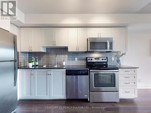 228 - 376 Highway 7 E, Richmond Hill, ON - Indoor Photo Showing Kitchen With Stainless Steel Kitchen