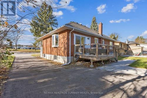 128 Queen Street, Newmarket, ON - Outdoor With Deck Patio Veranda