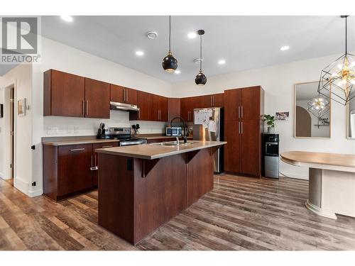 482 Similkameen Avenue, Princeton, BC - Indoor Photo Showing Kitchen With Double Sink