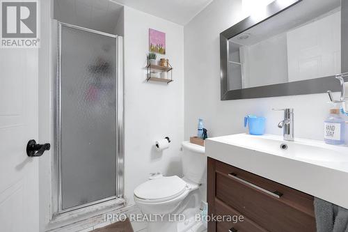 1811 - 410 Mclevin Avenue, Toronto, ON - Indoor Photo Showing Bathroom