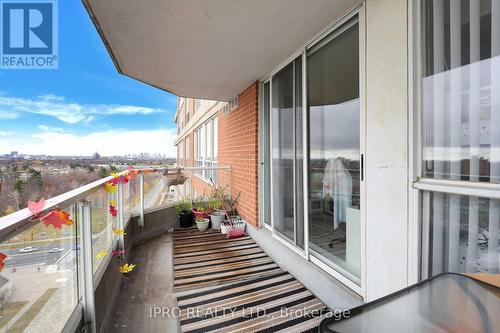 1811 - 410 Mclevin Avenue, Toronto, ON - Outdoor With Balcony With Exterior