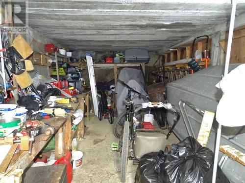 2057 Cook Avenue, Rossland, BC - Indoor Photo Showing Laundry Room