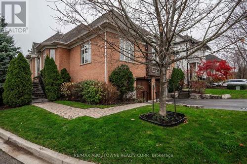 2184 Providence Road, Oakville, ON - Outdoor