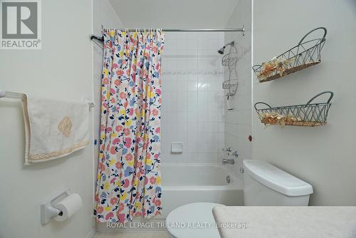 408 - 30 Chapman Court, London, ON - Indoor Photo Showing Bathroom