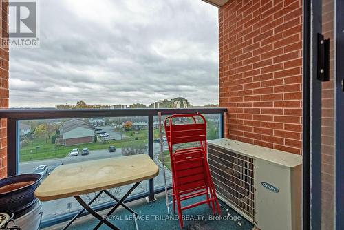 408 - 30 Chapman Court, London, ON - Outdoor