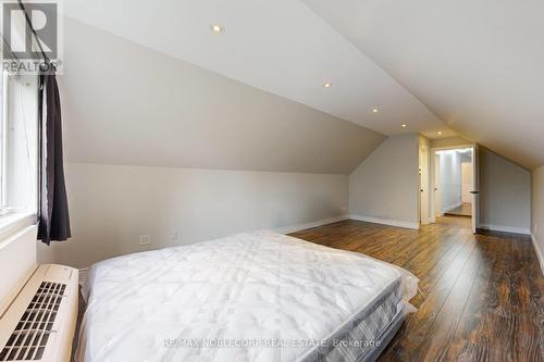 286194 County Rd 10, Mono, ON - Indoor Photo Showing Bedroom