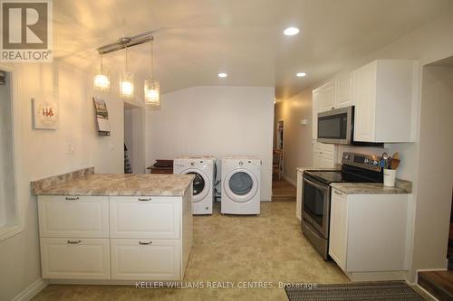 401838 Grey County Road 4, West Grey, ON - Indoor Photo Showing Laundry Room