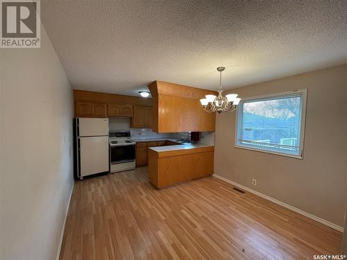 30 Irvin Crescent, Regina, SK - Indoor Photo Showing Kitchen