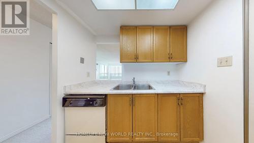 1123 - 3 Greystone Walk Drive, Toronto, ON - Indoor