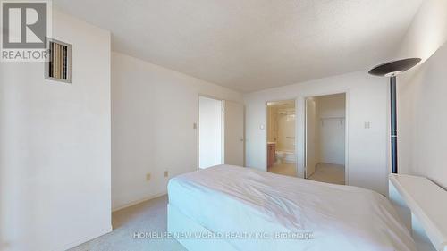 1123 - 3 Greystone Walk Drive, Toronto, ON - Indoor Photo Showing Bedroom