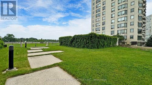 1123 - 3 Greystone Walk Drive, Toronto, ON - Outdoor With Facade