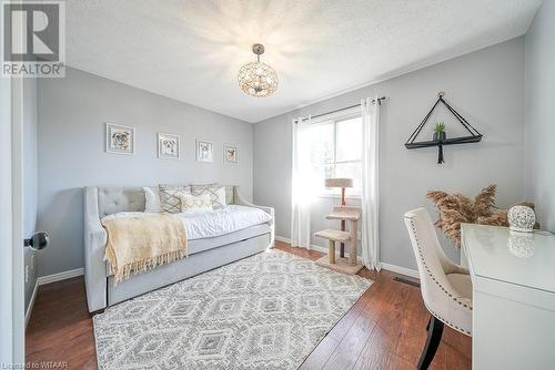 18 Windemere Avenue, Tillsonburg, ON - Indoor Photo Showing Bedroom