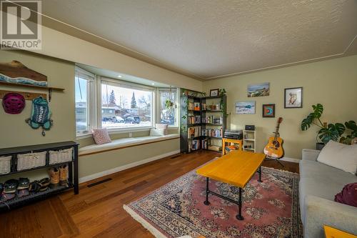 418 Freeman Street, Prince George, BC - Indoor Photo Showing Living Room