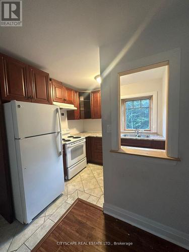 18627 Shaws Creek, Caledon, ON - Indoor Photo Showing Kitchen