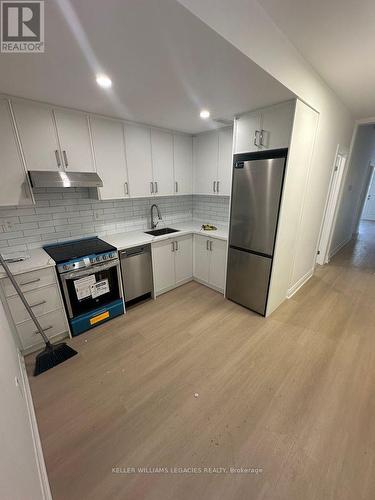 1 - 106 Miller Street, Toronto, ON - Indoor Photo Showing Kitchen