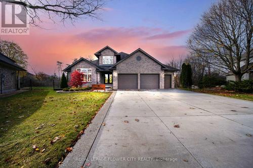 15 Bayside Court W, London, ON - Outdoor With Facade