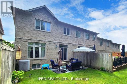 80 Oakhaven Place, Hamilton, ON - Outdoor