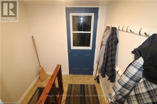 401838 Grey County Rd 4, West Grey, ON - Indoor Photo Showing Other Room