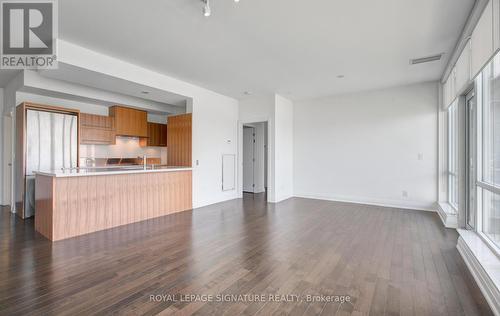 4001 - 80 John Street, Toronto, ON - Indoor Photo Showing Kitchen