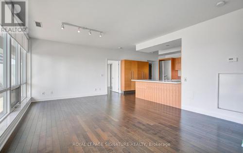 4001 - 80 John Street, Toronto, ON - Indoor