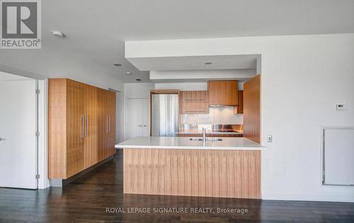 4001 - 80 John Street, Toronto, ON - Indoor Photo Showing Kitchen