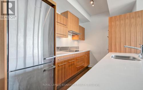 4001 - 80 John Street, Toronto, ON - Indoor Photo Showing Kitchen With Double Sink