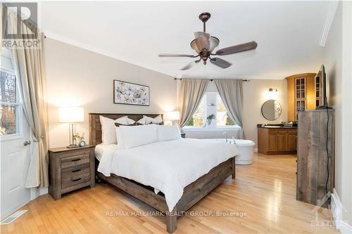 2081 Franche Road, The Nation, ON - Indoor Photo Showing Bedroom