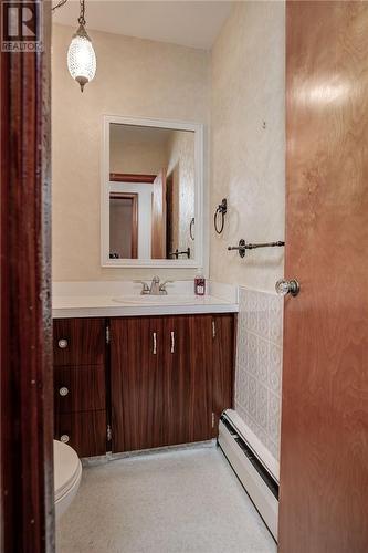 511 Buchanan Street, Sudbury, ON - Indoor Photo Showing Bathroom