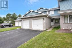 405 KINGSCOURT Drive Unit# 4  Waterloo, ON N2K 3R4