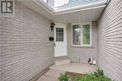 405 Kingscourt Drive Unit# 4, Waterloo, ON - Outdoor With Exterior