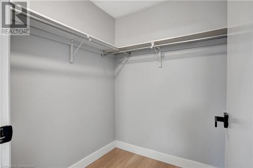 405 Kingscourt Drive Unit# 4, Waterloo, ON - Indoor With Storage