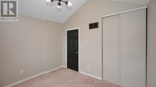 1035 Beatrice Street E, Oshawa, ON - Indoor Photo Showing Other Room