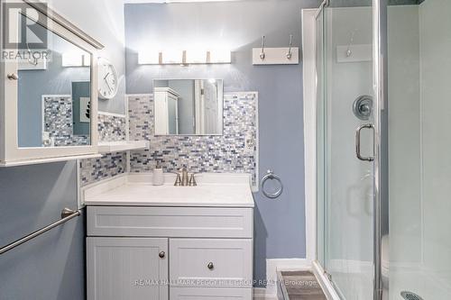 283 James Street E, Orillia, ON - Indoor Photo Showing Bathroom