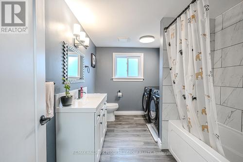 283 James Street E, Orillia, ON - Indoor Photo Showing Laundry Room