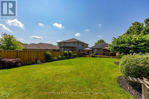 52 James Avenue, Tillsonburg, ON - Outdoor With Backyard