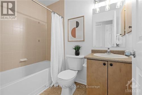 139 Romina Street, Ottawa, ON - Indoor Photo Showing Bathroom