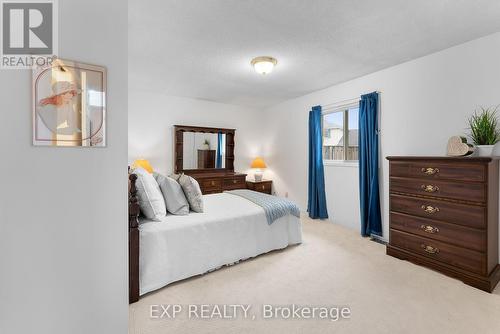 27 - 7470 Monastery Drive, Niagara Falls (208 - Mt. Carmel), ON - Indoor Photo Showing Bedroom