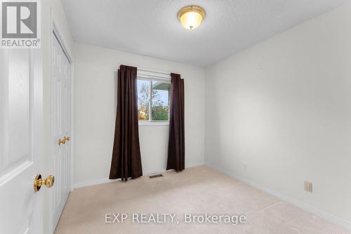 27 - 7470 Monastery Drive, Niagara Falls (208 - Mt. Carmel), ON - Indoor Photo Showing Other Room