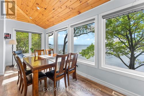 10451 Lakeshore Road, Wainfleet (Lakeshore), ON - Indoor Photo Showing Dining Room