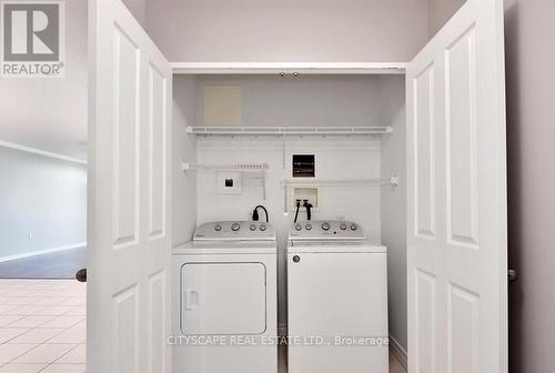 1001 - 353 Commissioners Road W, London, ON - Indoor Photo Showing Laundry Room